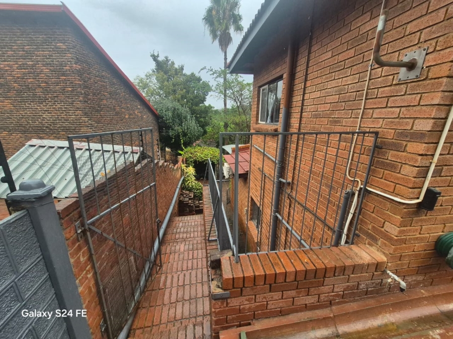 4 Bedroom Property for Sale in Safari Gardens North West